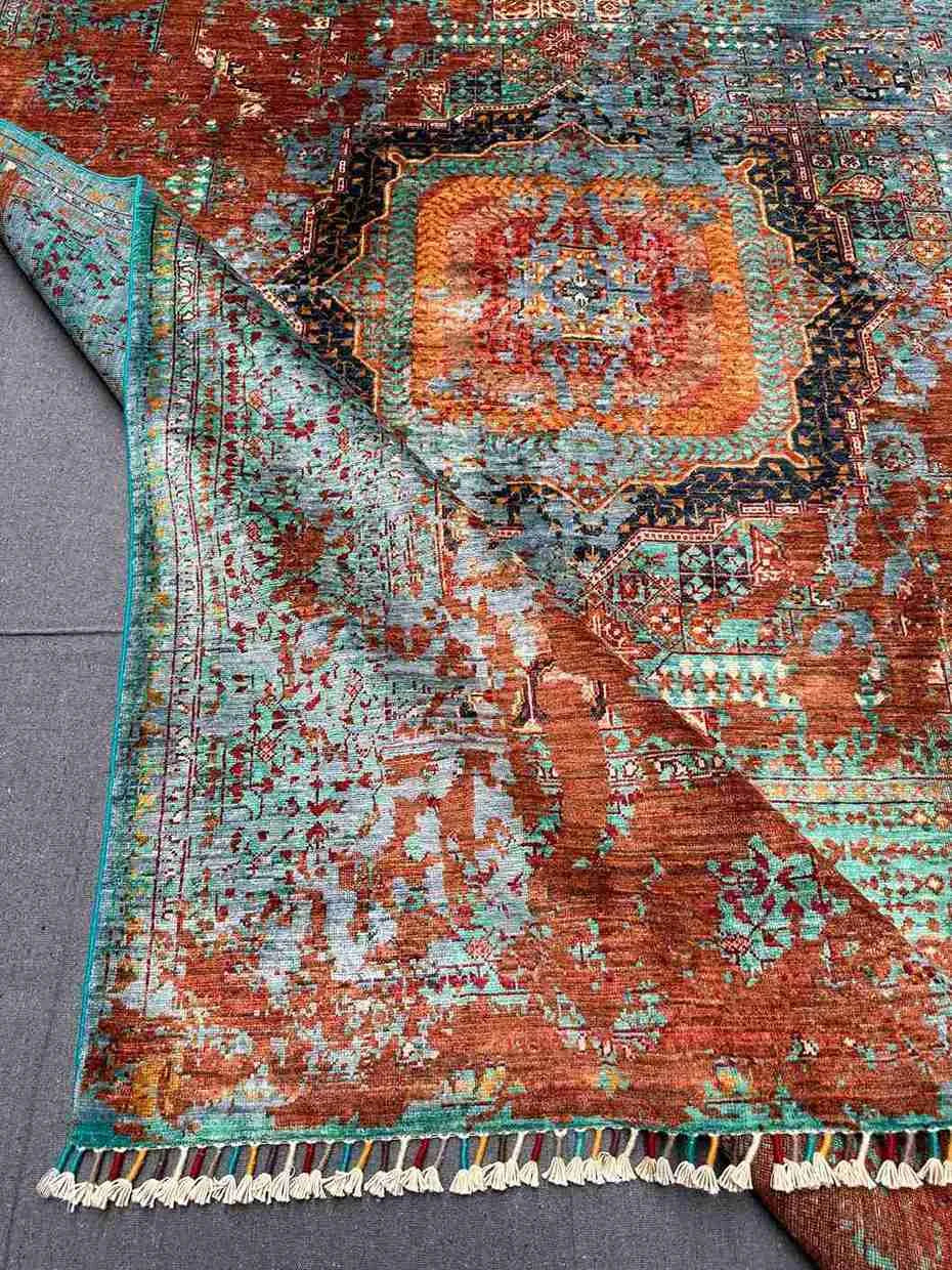 Fold showing knotted back of 5x8 multicolor Mamluk rug