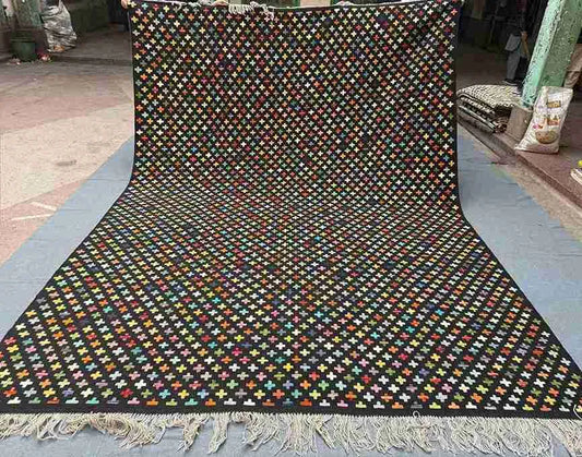 Full view of large 8x12 Turkish Kilim rug – handmade wool flatweave with vibrant geometric accents.