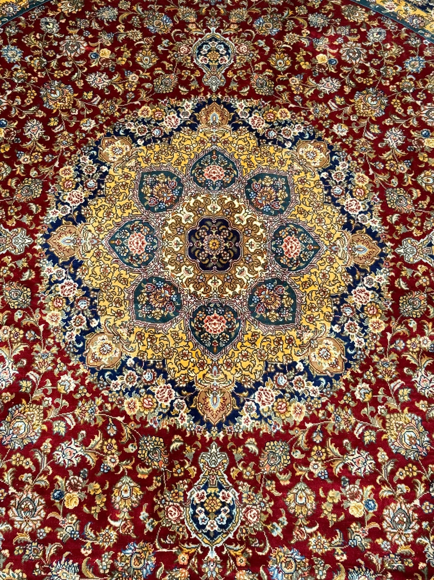 Round Handmade Real Silk Rug – Persian Medallion Design 6ft Diameter,Luxury Round Silk Carpet,Handwoven Round Silk Rug, Original Silk Rug.