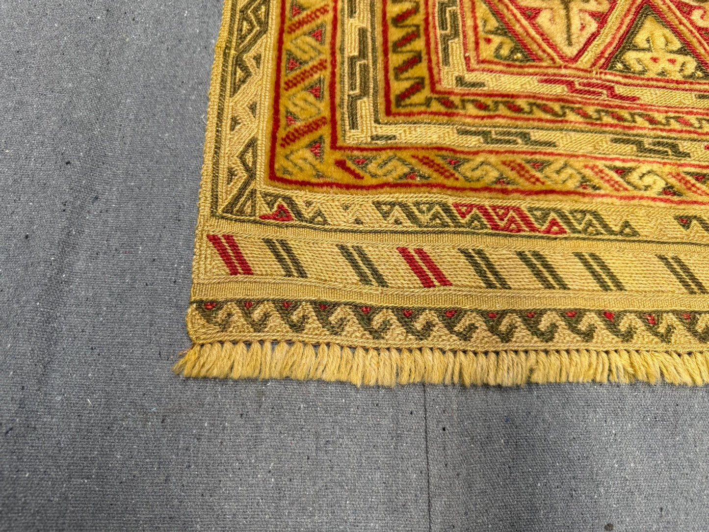 2.10 x 3.11 ft Handwoven Afghan Turkish Rug - Vintage Wool Tribal Carpet - Gold, Red & Green Geometric Oriental Rug
