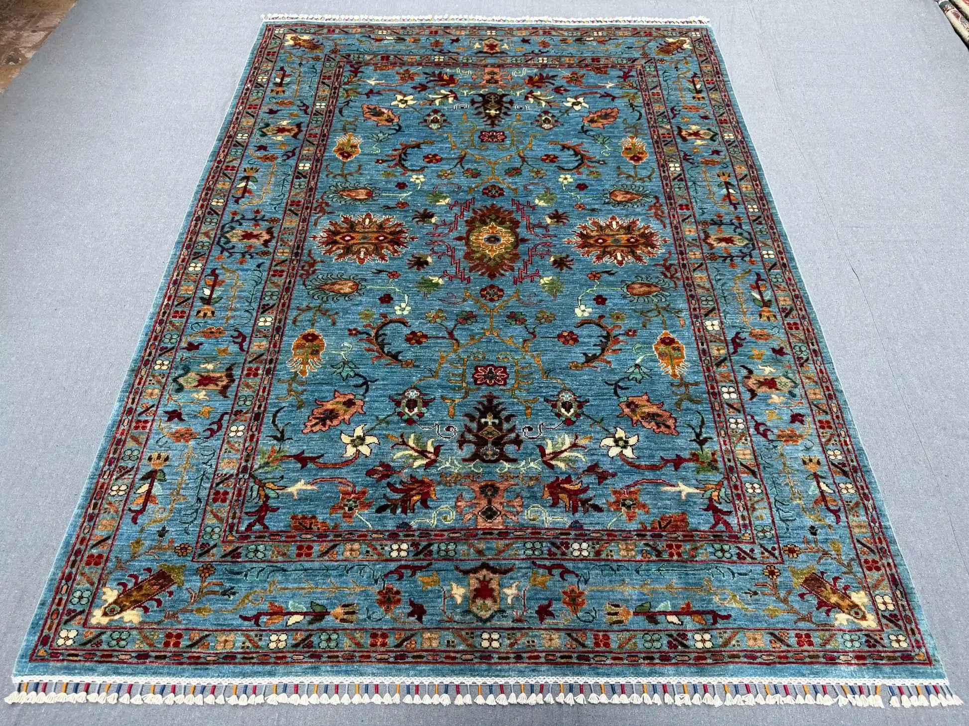 Knotted handmade Sultani rug as luxury room accent